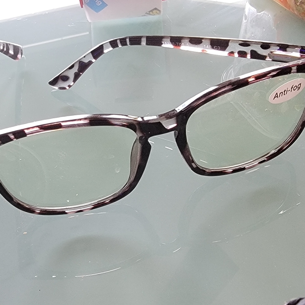 Orange by TIJN. screen glasses. Nib*